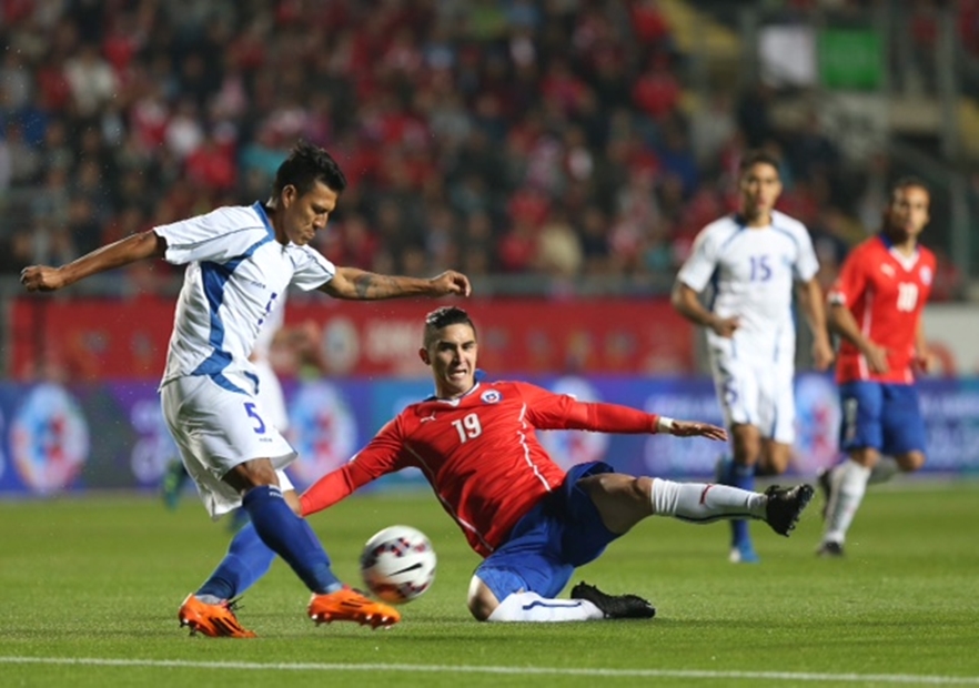 5-6-2015 - Amistoso El Salvador 0 Chile 1. Gutiérrez_Chile_El_Salvador_ANFP