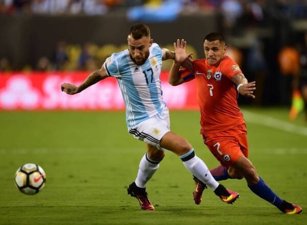 Alexis Sánchez-Chile-vs-Argentina