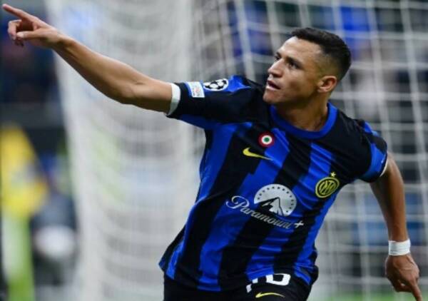 alexis-sánchez_gol_inter-milán_champions_2023_twUEFA