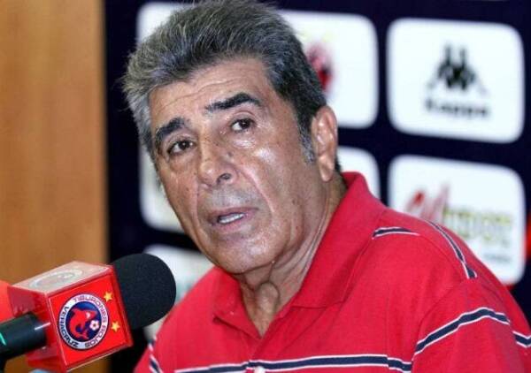 Enfermedad aleja indefinidamente a Carlos Reinoso del Veracruz
