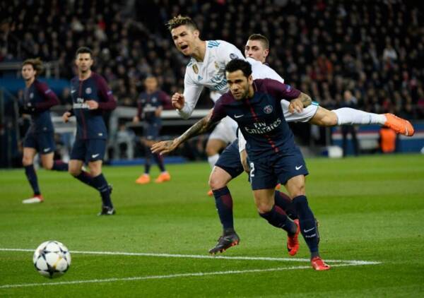 Dani_Alves_Cristiano_Ronaldo_getty