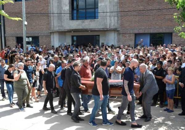 Emiliano-Sala-Funeral-1550351004 (1)