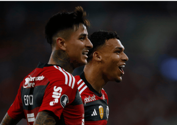 Erick_Pulgar_Flamengo_10novi_Onefootball