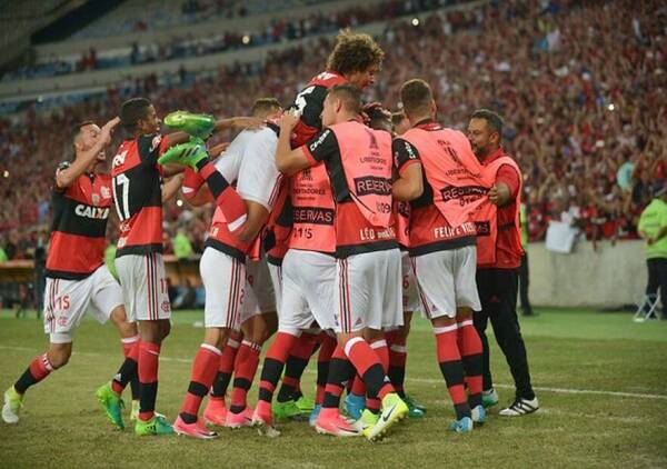 Flamengo_celebra_Catolica_Libertadores_2017_PS