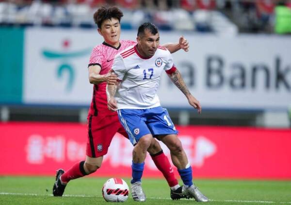 GaryMedel_Chile_CoreaDelSur_laRoja_amistoso_junio2022_Anfp