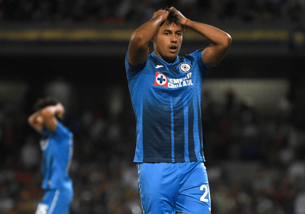 ivan-morales-fbl-concacaf-c1-cruz-azul-pumas