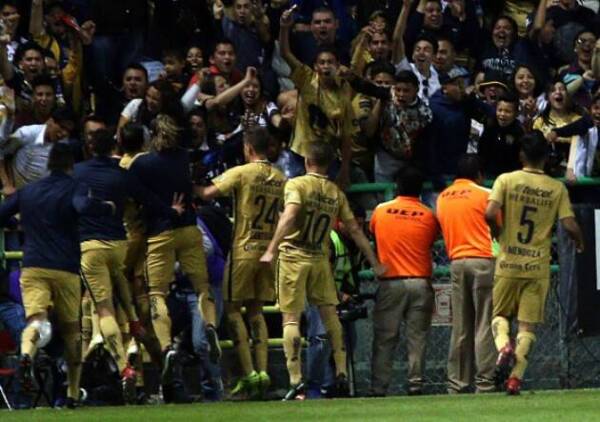 Leon_Pumas_celebran_2017_Getty
