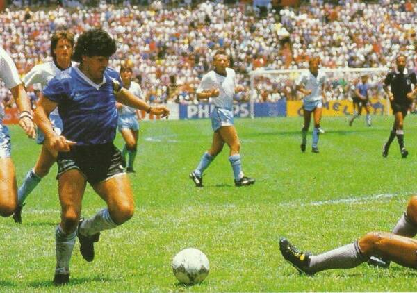 Maradona_golazo_Argentina_Inglaterra_Mundial_1986