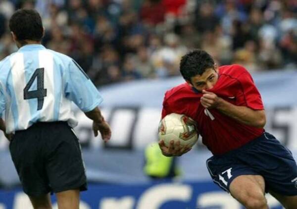 Mirosevic_Celebra_Selección_2017_Google