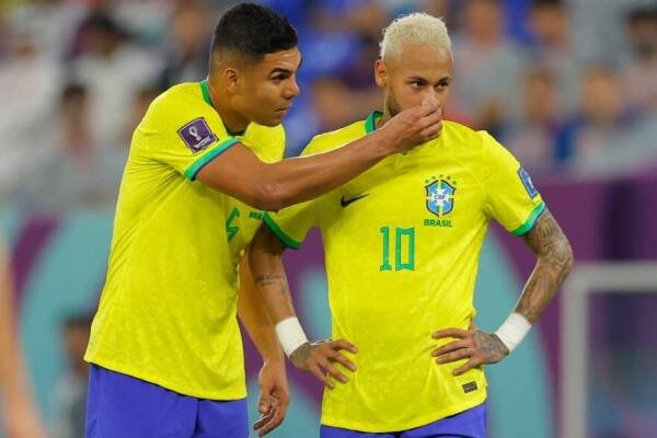 Neymar-Casemiro-Brasil-2022