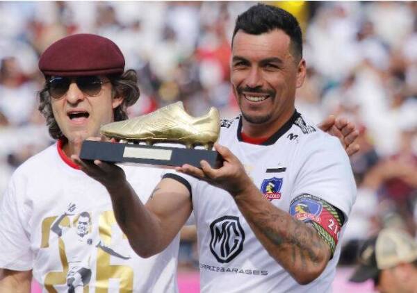 reconocimiento_esteban_paredes_colocolo_2019_agenciauno