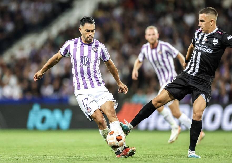 suazo_toulouse_europa-league_2023_getty