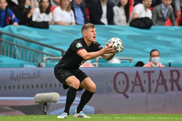 Toni KROOS beendet Karriere als Nationalspieler. Archivfoto; Toni KROOS (GER), fassungslos,Enttaeuschung,Frust, enttaeus