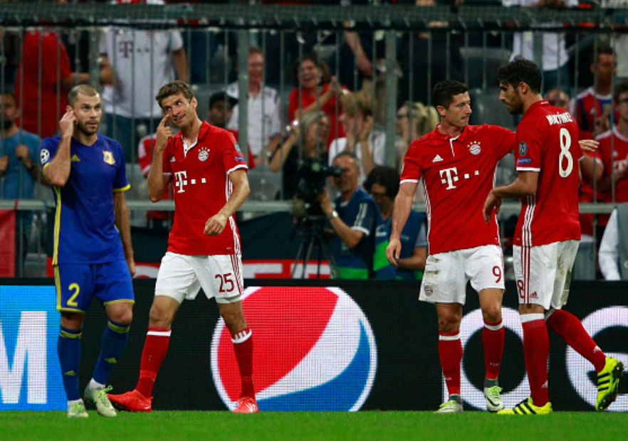 Muller_celebra_Bayern_gol-Champions_2016