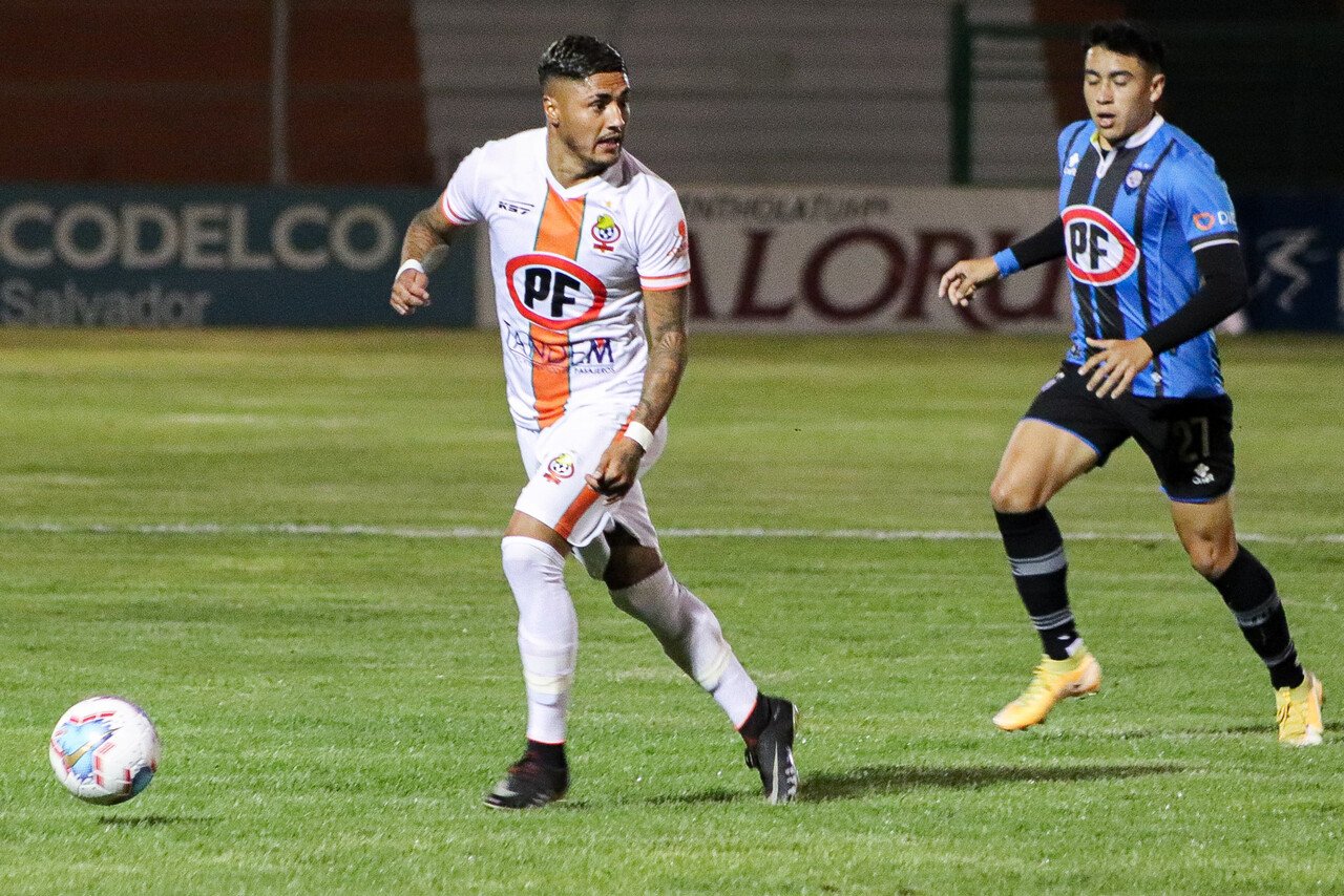 Cobresal venció a Huachipato y se acerca a Copa Sudamericana