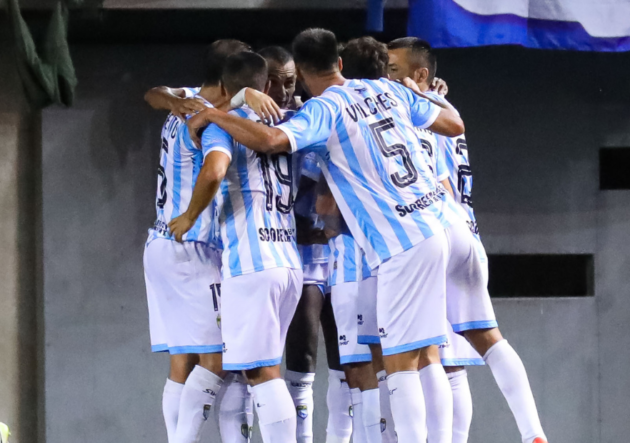 Magallanes cayó pero igual festejó el paso a la final de Copa Chile